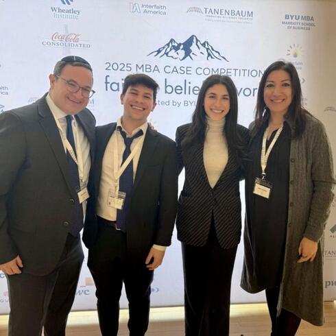 Sy Syms MBA Students at the BYU Case Competition on Faith and Belief in the Workplace in Utah